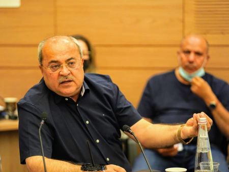 الطيبي : كيف يمكن لنواب عرب دعم قانون رفع مخصصات جنود الاحتلال ؟